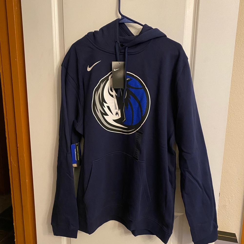 NWT Nike Men’s Dallas Mavericks Hoodie